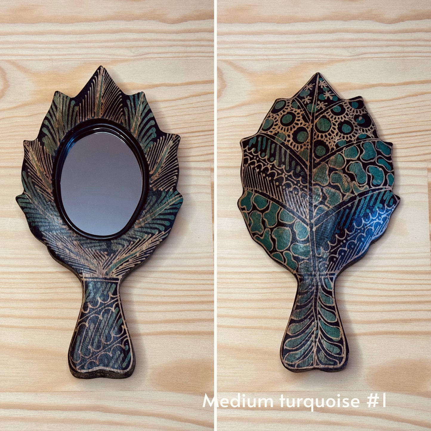 Batik wooden mirror M | Leaf | Turquoise